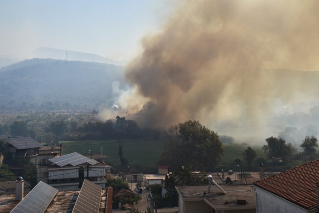 Εκκενώνεται η Φιλιππιάδα - Έκλεισαν η Ιόνια και η παλιά Εθνική Οδός