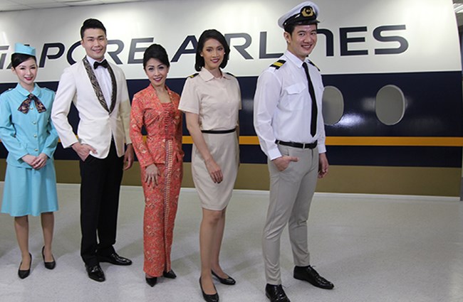 Κορονοϊός: Η Singapore Airlines μετατρέπει καθηλωμένο jumbo σε εστιατόριο - Και delivery στο σπίτι! [Εικόνες]
