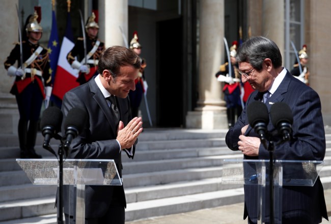 macron anastasiadis