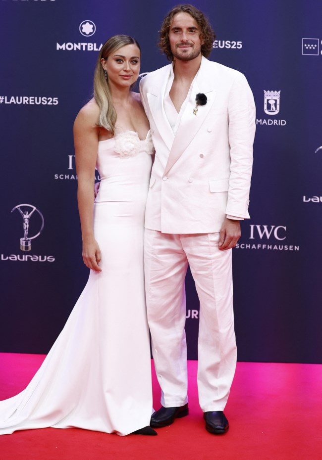 Η μπηχτή της Μπαντόσα στον πρώην σύντροφό της, Στέφανο Τσιτσιπά - Το καυστικό τραγούδι που του αφιέρωσε