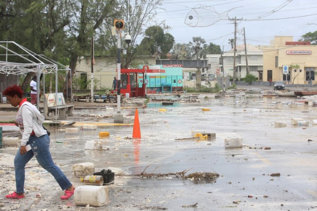 Καραϊβική: Ο κυκλώνας Μπέριλ "σκότωσε" τουλάχιστον 4 ανθρώπους στις Αντίλλες και κατευθύνεται στην Τζαμάικα