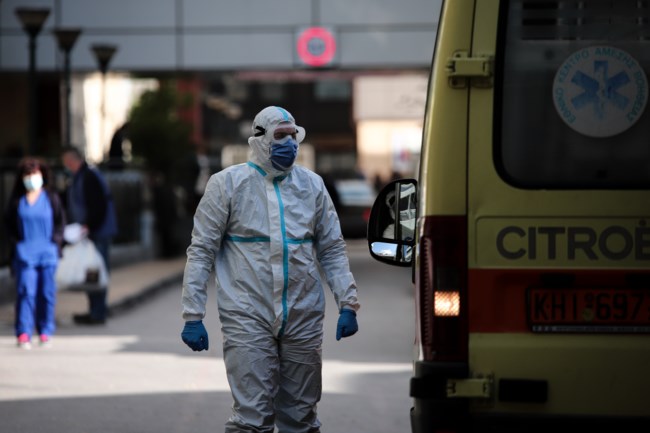 Κορονοϊός: Νέο σοκ με 101 νεκρούς και 562 διασωληνωμένους - 2.135 κρούσματα σε μια μέρα