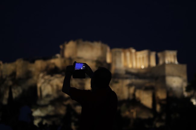 Πανσέληνος Ακρόπολη