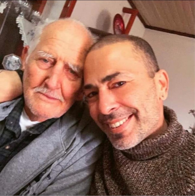 Βαλάντης: Η σπαρακτική ανάρτησή του μετά τον θάνατο του πατέρα του