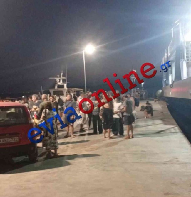 Νέα Στύρα: Το υπουργείο Ναυτιλίας παραπέμπει στον εισαγγελέα την πλοιοκτήτρια εταιρεία του φέρι μποτ που προσάραξε στην ξέρα