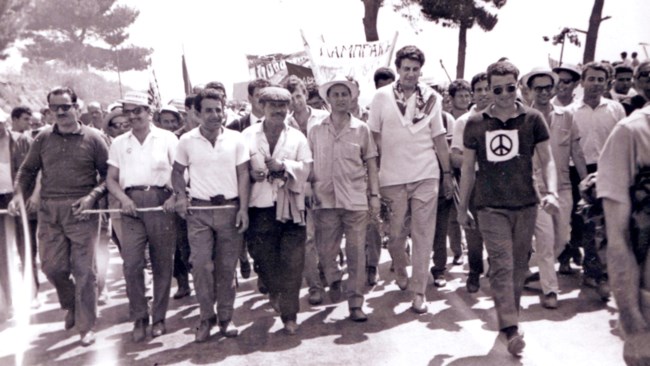 ΜΙΚΗΣ ΘΕΟΔΩΡΑΚΗΣ