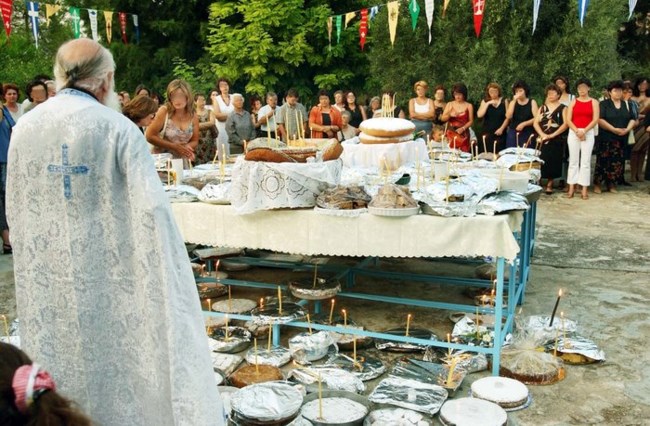Όλη η Ελλάδα στον ...αστερισμό της φανουρόπιτας - Αυτή είναι η παραδοσιακή και εύκολη συνταγή
