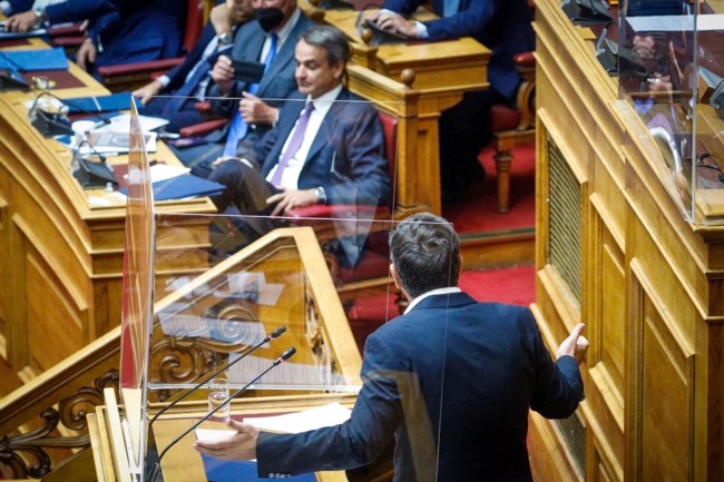 Τσίπρας: Πιαστήκατε με τον κοριό στο αυτί και τώρα επιχειρείτε να στήσετε αντιπερισπασμούς