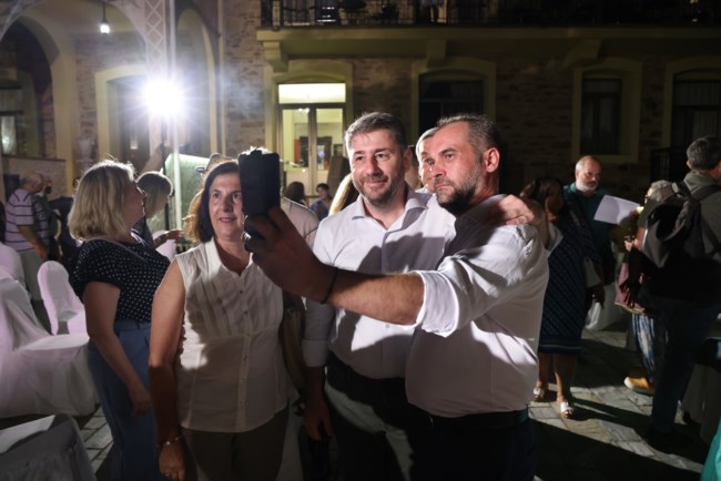 Επίθεση Ανδρουλάκη στη ΝΔ: Στην οικονομία ολιγάρχες και στους θεσμούς απόλυτη παρακμή