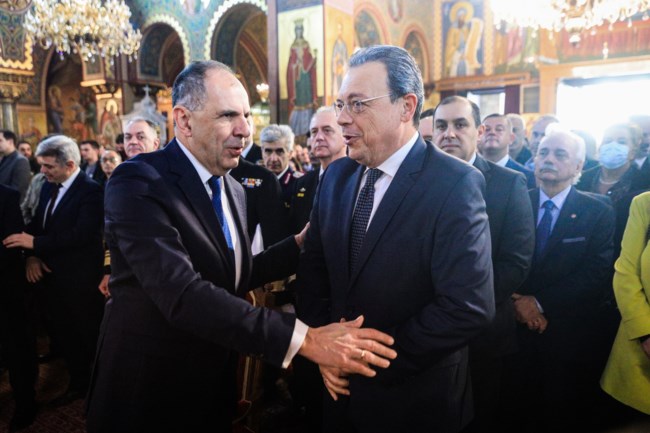 ΦΑΜΕΛΛΟΣ ΓΕΡΑΠΕΤΡΙΤΗΣ