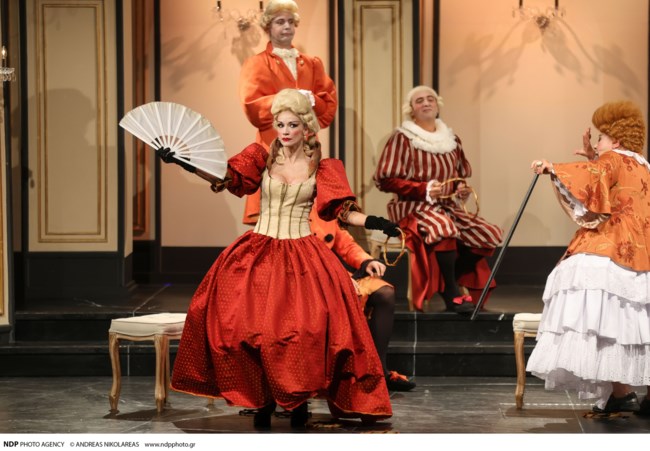 Ο "Ταρτούφος" έκανε επίσημη πρεμιέρα - Πλήθος επωνύμων στη θεατρική βραδιά [εικόνες]