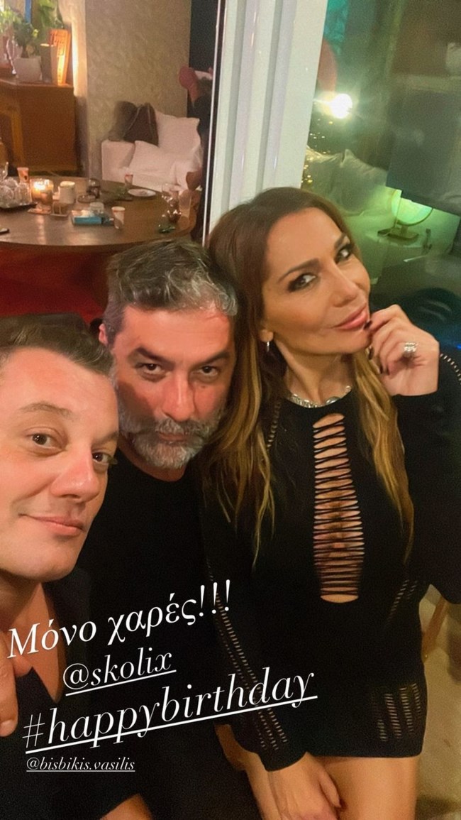 Δέσποινα Βανδή: Με σούπερ σέξι εμφάνιση στο πλευρό του Βασίλη Μπισμπίκη, σε βραδινή τους έξοδο