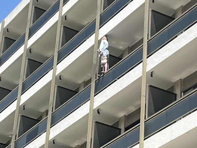 ΞΕΝΟΔΟΧΕΙΟ ΓΥΝΑΙΚΑ ΛΑΡΙΣΑ