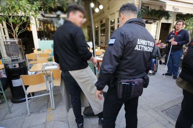 ΧΑΡΗΣ ΔΟΥΚΑΣ