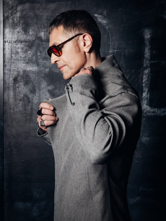 ΑΙΜΙΛΙΟΣ ΧΕΙΛΑΚΗΣ