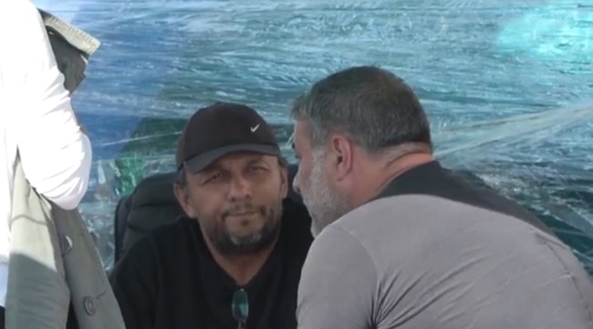 Τελικά ποιος και γιατί κάλεσε τον Μπισμπίκη στο Σύνταγμα δίπλα στον Πάνο Ρούτσι - Η αποκαλυπτική ανάρτηση