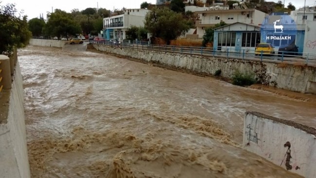 Σαρωτικό το πέρασμα της κακοκαιρίας: Ένας νεκρός στη Ρόδο, μεγάλες ζημιές σε Εύβοια και Σποράδες -Νέα επιδείνωση από Παρασκευή