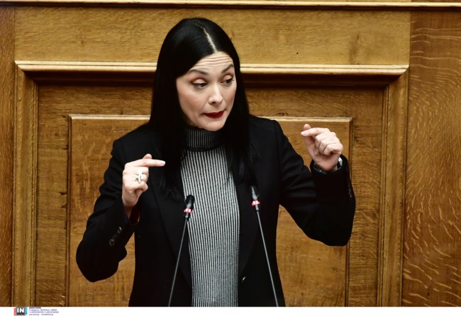Νάντια Γιαννακοπούλου