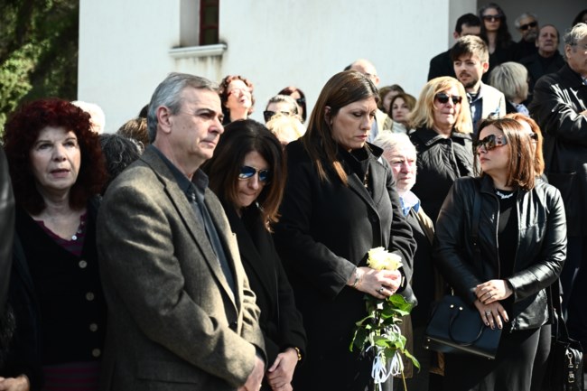 ΖΩΗ ΚΩΝΣΤΑΝΤΟΠΟΥΛΟΥ