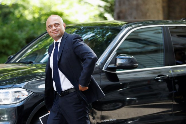 Πολιτικό χάος στη Βρετανία: Τρίζει η καρέκλα του Τζόνσον - Παραιτήθηκαν οι πρωτοκλασάτοι υπουργοί Υγείας και Οικονομικών