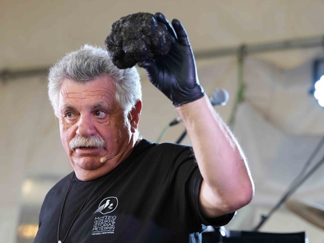 Γιορτή τρούφας στην Καλαμπάκα με Λευτέρη Λαζάρου και guest τον Ηλία Μαμαλάκη