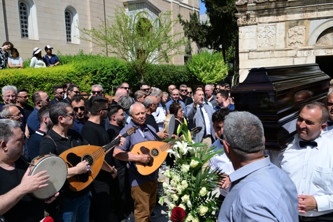 ΠΕΤΡΟΛΟΥΚΑΣ ΧΑΛΚΙΑΣ