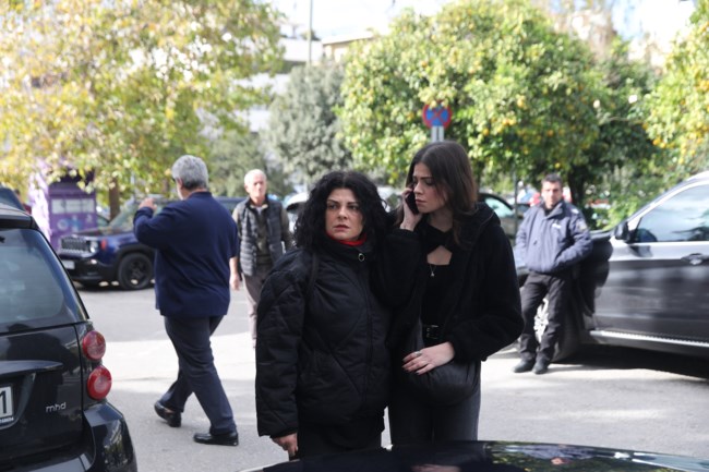 μανουσακης