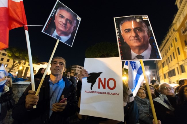 ρεζα παχλαβι