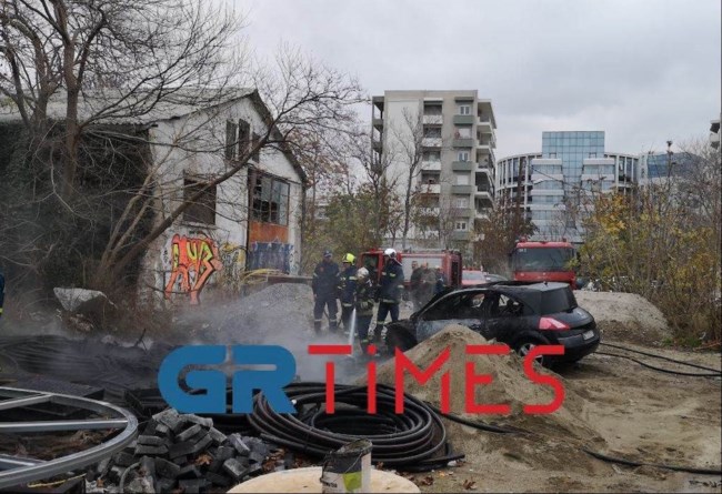 ΦΩΤΙΑ ΑΜΑΞΙ ΘΕΣΣΑΛΟΝΙΚΗ