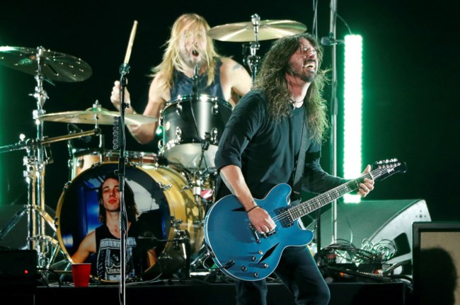 FOO FIGHTERS
