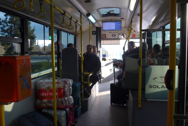 Τέλος στα χάρτινα εισιτήρια στα Μέσα Μαζικής Μεταφοράς: Πότε θα ξεκινήσει η ανέπαφη επιβίβαση