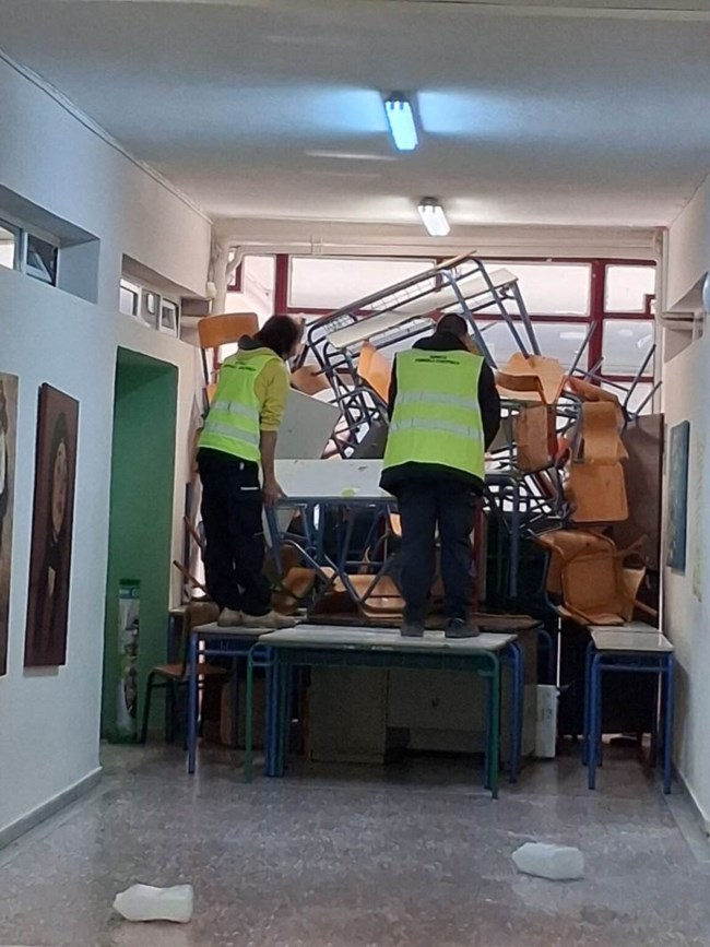 ΡΑΦΗΝΑ ΒΑΝΔΑΛΙΣΜΟΙ