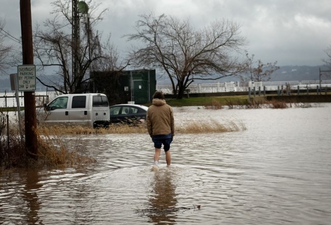 ΗΠΑ: Κακοκαιρία ''ιστορικών διαστάσεων'' - Διακοπές ηλεκτροδότησης και χάος στις μεταφορές - 5.700 πτήσεις ακυρώθηκαν