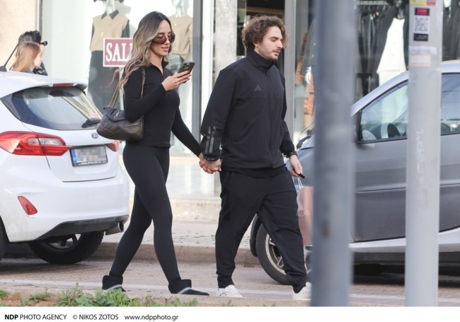 ΕΛΕΝΑ ΚΩΝΣΤΑ