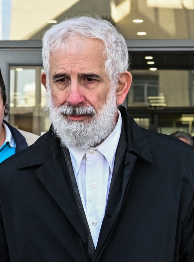 Πέτρος Φιλιππίδης