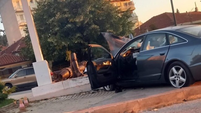 Τραγωδία στη Φλώρινα: Πώς ο 25χρονος υποσμηνίας έκλεψε το ΙΧ όπου επέβαινε 80χρονος ψάλτης και σκοτώθηκαν και οι δύο