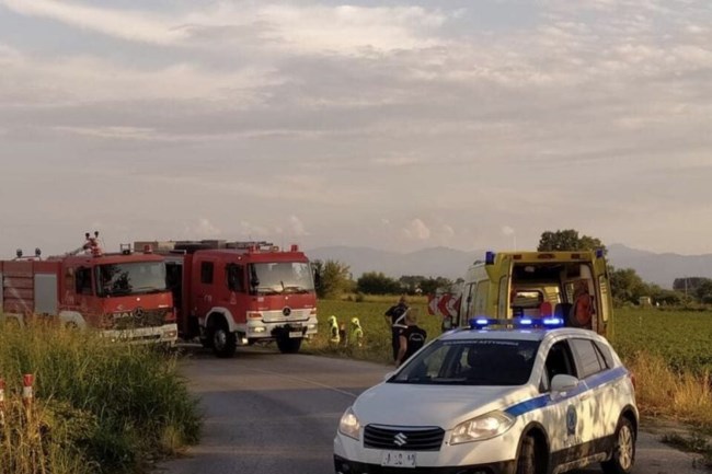 Τρίκαλα: Σκοτώθηκε 57χρονος σε τρομακτικό τροχαίο - "Καρφώθηκε" σε κολώνα [εικόνες]