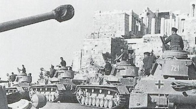 Σαν σήμερα μία "μαύρη" ημέρα: 27 Απριλίου 1941 - Οι Γερμανοί παρελαύνουν στην Αθήνα