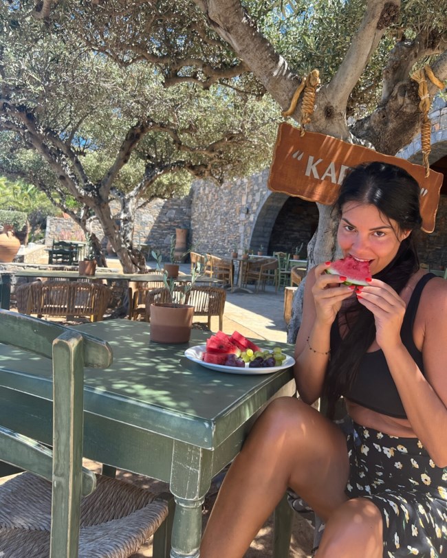 Μαρία Κορινθίου - Γιάννης Αϊβάζης: Κοινές διακοπές στην Κρήτη μετά το διαζύγιο - Οι φωτογραφίες που τους "πρόδωσαν"