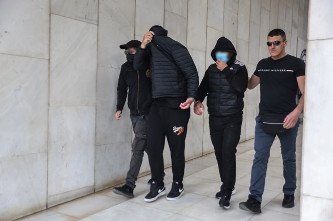Δολοφονία Λυγγερίδη: Προφυλακίστηκε ο 31χρονος "Κόκος" - Τι υποστήριξε στην απολογία του ο 16χρονος που αφέθηκε ελεύθερος