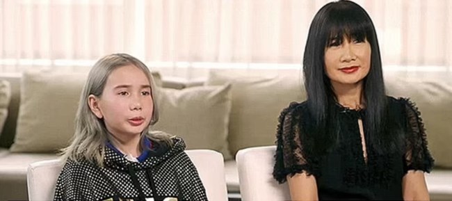 Lil Tay μητέρα