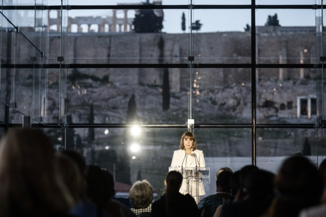 Κατερίνα Σακελλαροπούλου