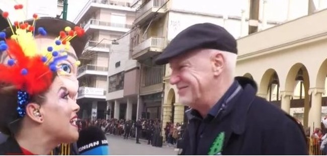 Πάτρα: Στο καρναβάλι ο Γιώργος Παπανδρέου - Παρακολούθησε την μεγάλη παρέλαση [εικόνες, βίντεο]
