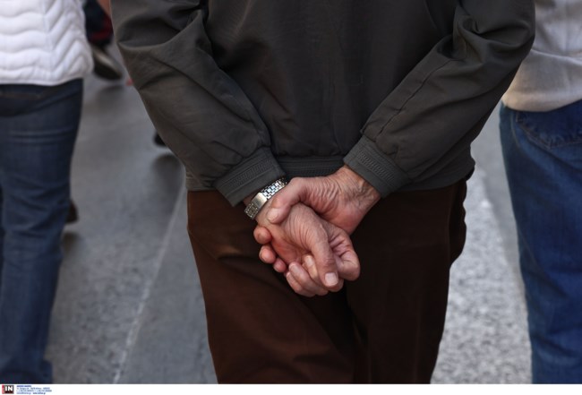Οι τελικές αλλαγές για τους συνταξιούχους που εργάζονται - Οι κρατήσεις ανάλογα με το επάγγελμα