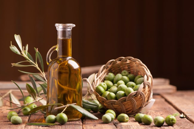 Υποχωρούν οι τιμές στο ελαιόλαδο- Πότε θα δούμε τη διαφορά στο ράφι