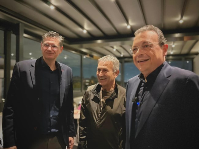 ΦΑΜΕΛΛΟΣ ΚΑΛΛΙΤΕΧΝΕΣ