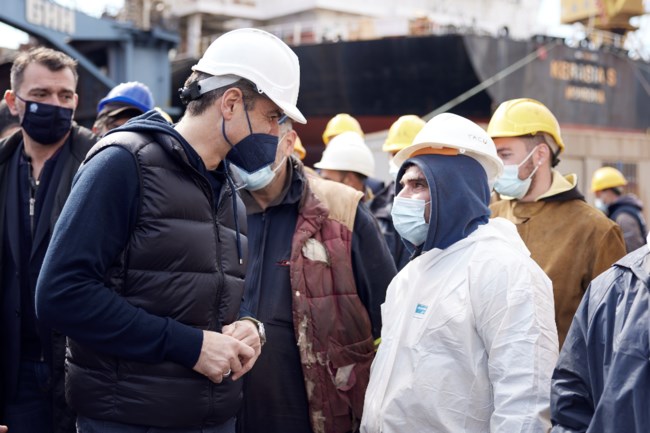 Ο Μητσοτάκης στο Νεώριο Σύρου: Η καλύτερη απόδειξη ότι και τα πιο σύνθετα προβλήματα μπορούν να λύνονται [εικόνες]