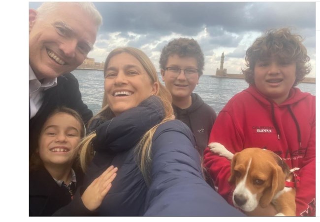 Συγκινεί η Σέβη Βολουδάκη: "Τρία χρόνια μετά, ο πόνος δεν έφυγε, είναι μια ανοιχτή πληγή που μάθαμε να ζούμε μαζί της"