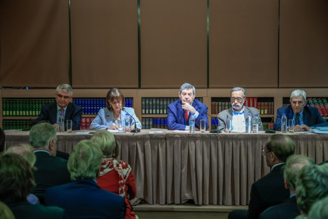 Το νέο βιβλίο Γιαννίτση, το μήνυμα Σακελλαροπούλου και η παρουσία της Δάφνης Σημίτη - Ποιοι έδωσαν το παρών [εικόνες]
