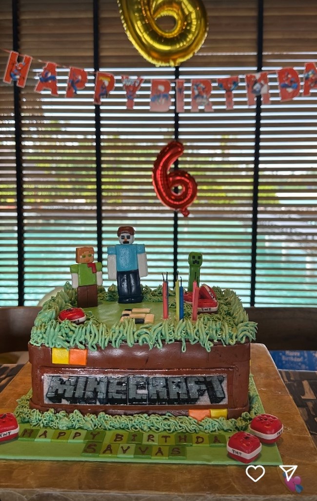 Τα γενέθλια του γιου της Δούκισσας Νομικού: Η τούρτα με φόντο την πισίνα και τον καταπράσινο κήπο